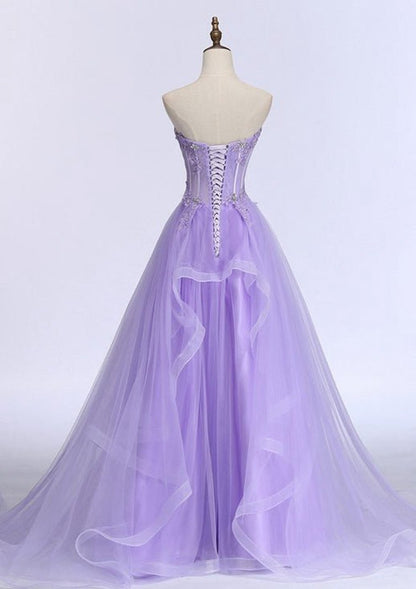 A-line Sweetheart Sleeveless Sweep Train Tulle Prom Dresses with Beading Appliqued