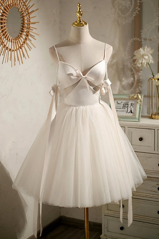 Spaghetti Straps V-Neck Tulle Short Homecoming Dresses with Bow