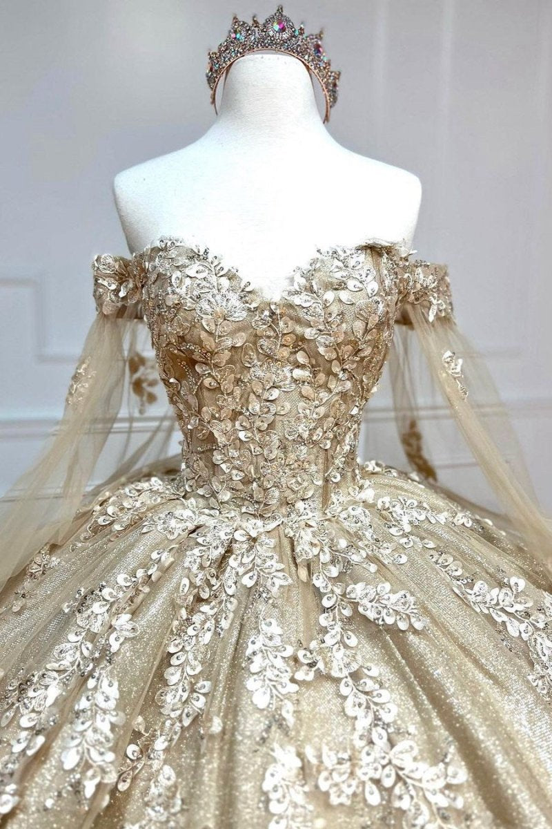 Glamorous Gold Sweetheart Quinceanera Dresses with Cape Sleeves