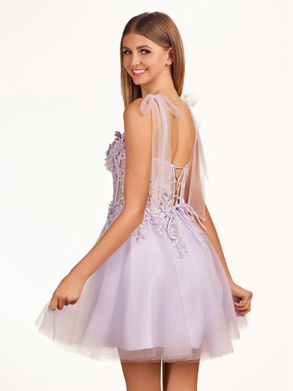 Floral Appliques Sweetheart A-line Short Homecoming Dresses