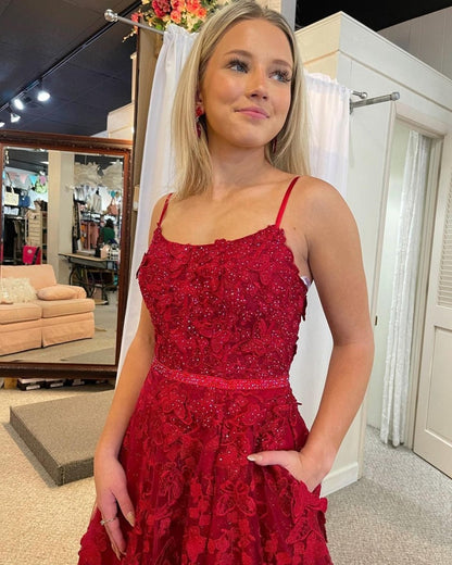  Cute A-line Scoop Neck Lace Prom Dresses with Beading