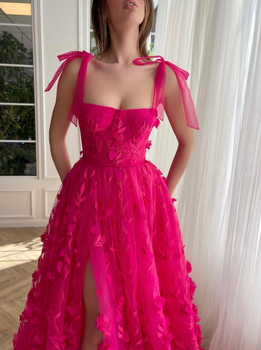 Elegant A-line 3D Flower Lace Prom Dresses with Slit