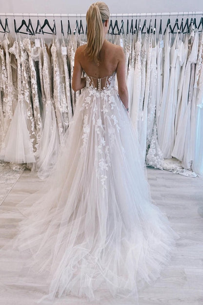Long Tulle A-line Wedding Dresses with Lace