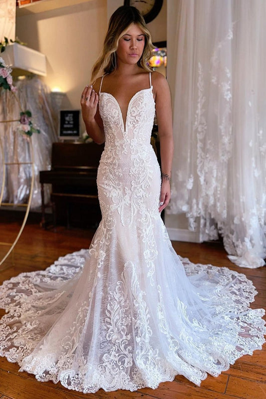 Mermaid Spaghetti Straps Backless Long Lace Wedding Dresses