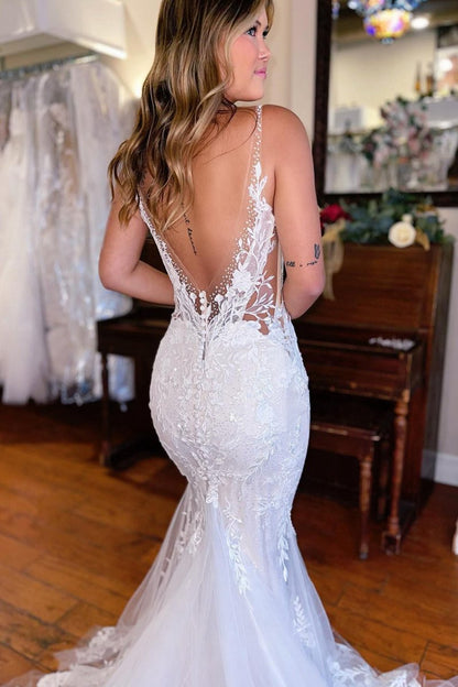 V-Neck Mermaid Long Lace Wedding Dresses