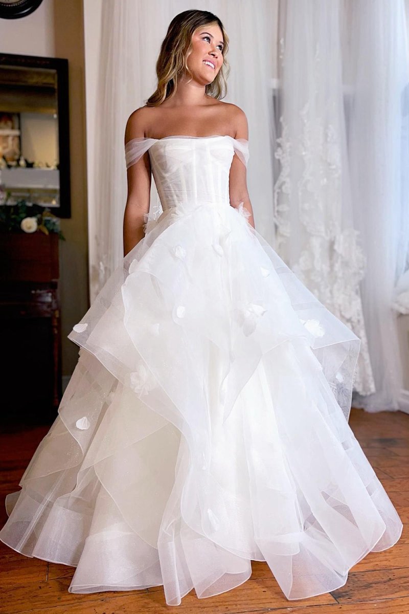 Simple Corset A-line Wedding Dresses with Appliques