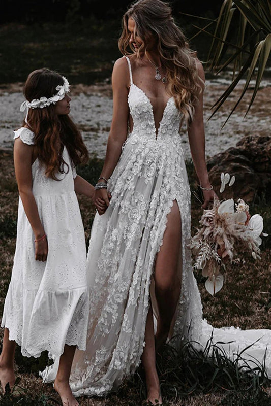 Boho A-line Lace Wedding Dresses with Appliques