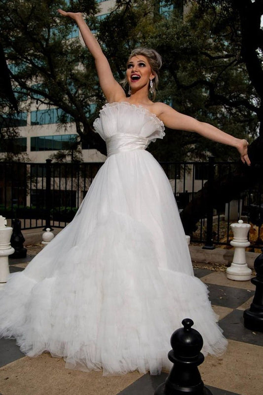 A-line Strapless Tulle Wedding Dresses