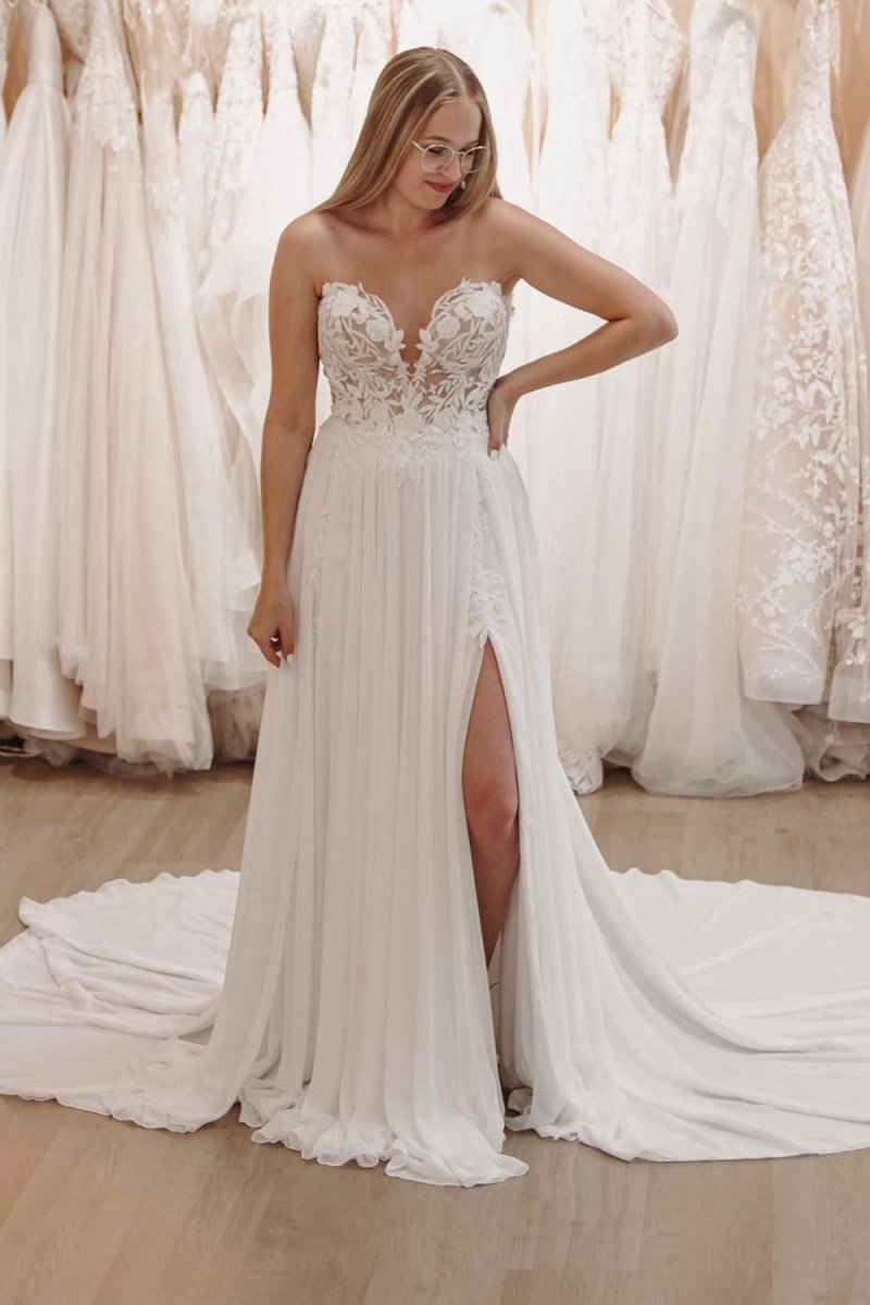 Sweetheart Long Lace Boho Wedding Dresses with Slit