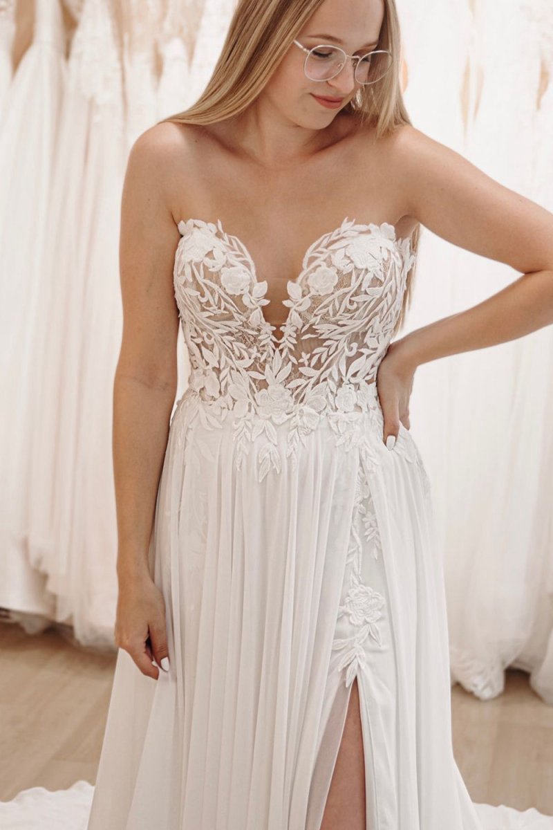 Sweetheart Long Lace Boho Wedding Dresses with Slit