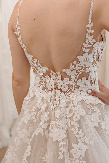 Glitter A-line Spaghetti Straps Long Wedding Dresses with Appliques