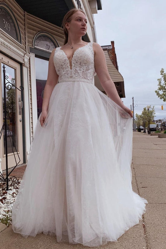 A-line Tulle Long Wedding Dresses with Beading