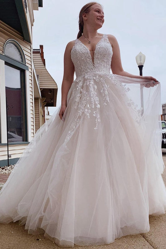 A-line Tulle Sparkly Wedding Dresses with Appliques