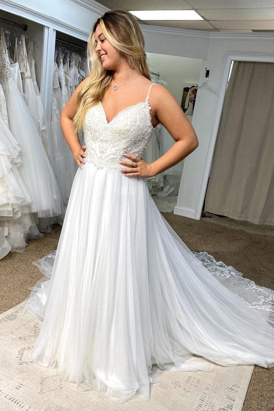 Tulle Spaghetti Straps Long Boho Wedding Dresses with Lace Appliques