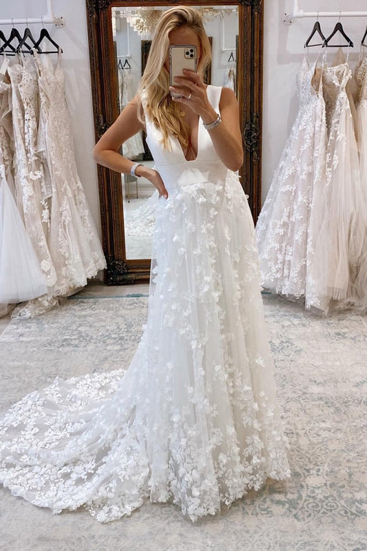 Deep V-Neck Backless Long Wedding Dresses with Appliques