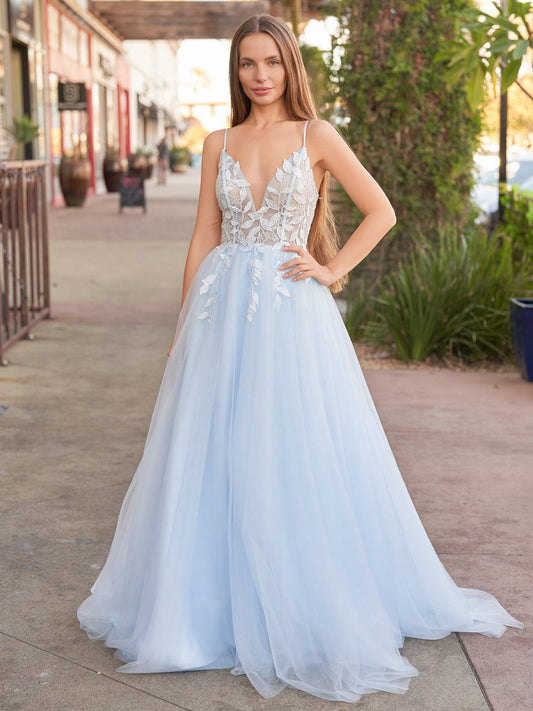 V Neck Lace-Up Appliques Tulle Long Prom Dresses