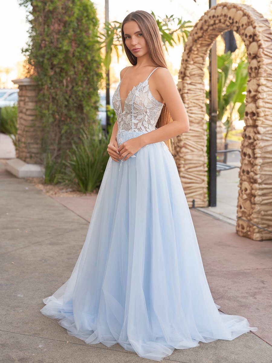 V Neck Lace-Up Appliques Tulle Long Prom Dresses