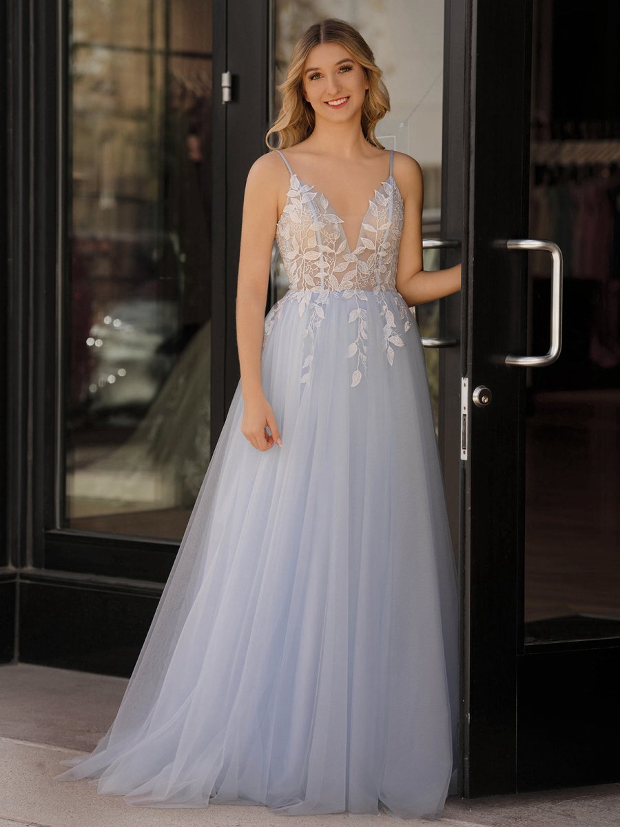 V Neck Lace-Up Appliques Tulle Long Prom Dresses