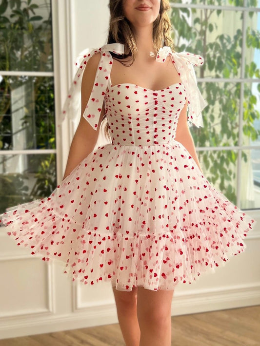 A-line Sweetheart Neck Tulle Homecoming Dresses