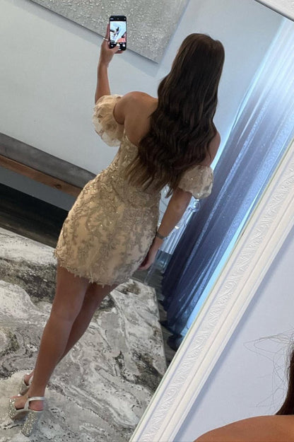 Sheath Lace Strapless Homecoming Dresses with Appliques