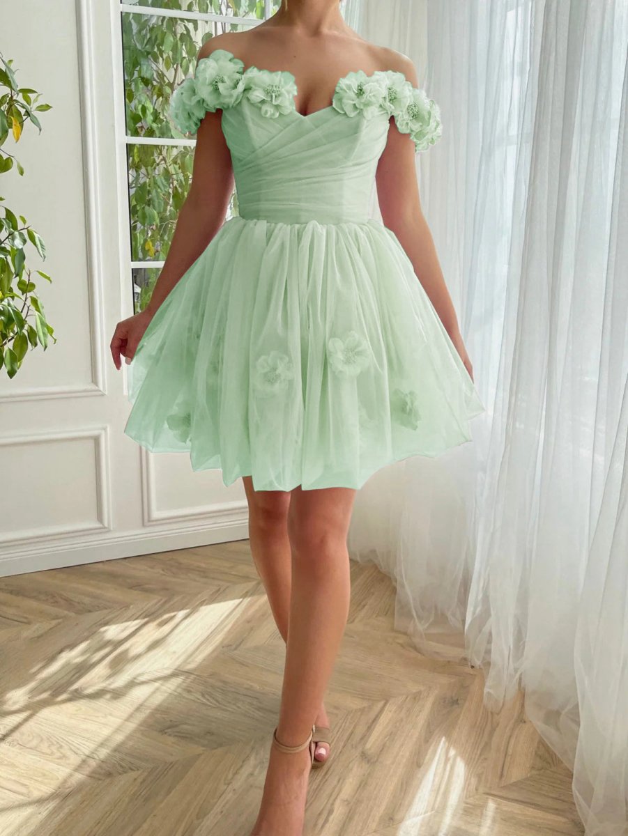 Corset Strapless Short Tulle Homecoming Dresses