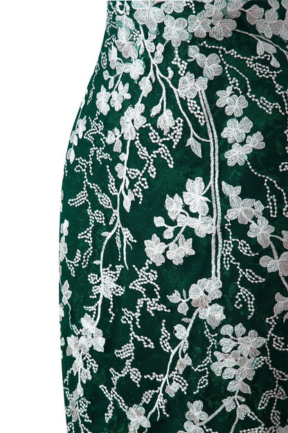 Sheath Short Spaghetti Straps Lace Homecoming Dresses