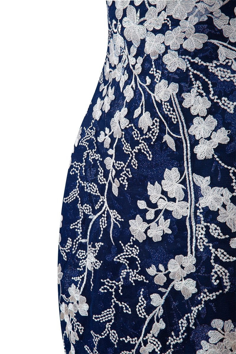 Sheath Short Spaghetti Straps Lace Homecoming Dresses