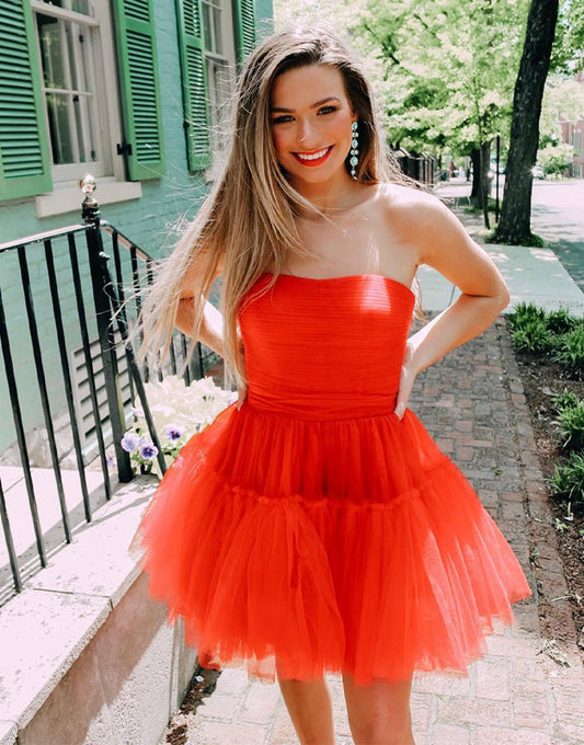 A-line Strapless Tulle Homecoming Dresses