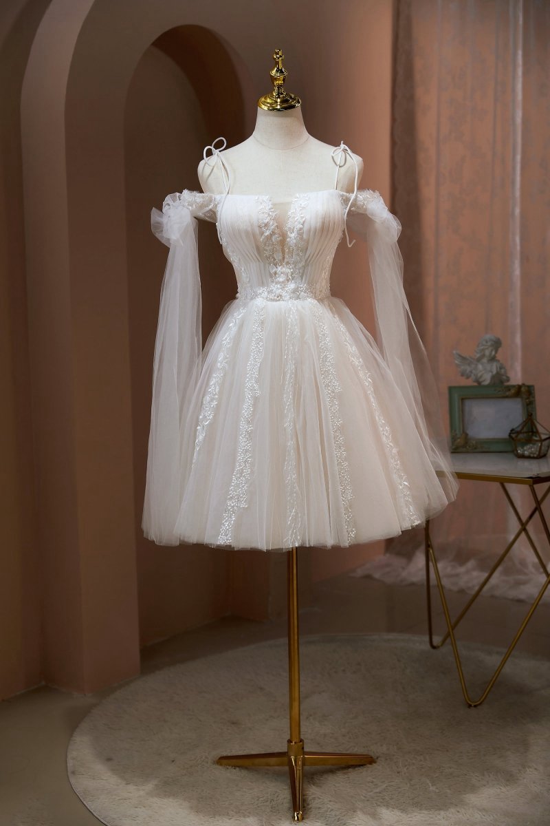 Spaghetti Straps A-line Appliques Tulle Short Homecoming Dresses