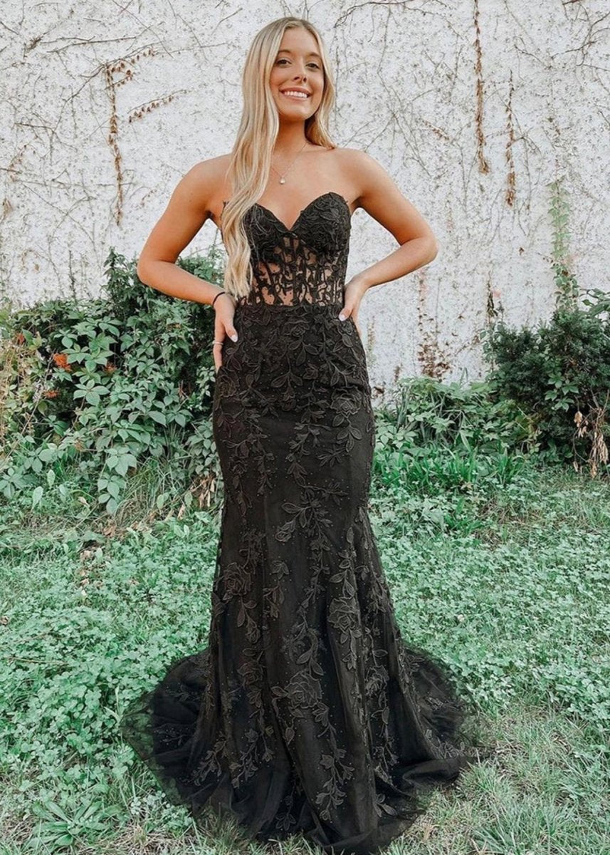 Mermaid Strapless Lace Prom Dresses with Appliques
