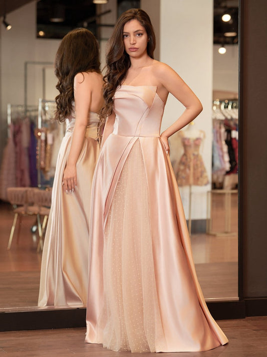 Sleeveless Satin A-line Floor-Length Evening Gown Slit with Tulle Strapless Prom Dresses