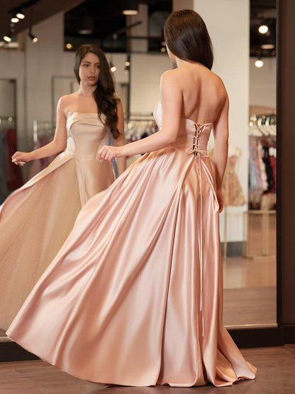 Sleeveless Satin A-line Floor-Length Evening Gown Slit with Tulle Strapless Prom Dresses