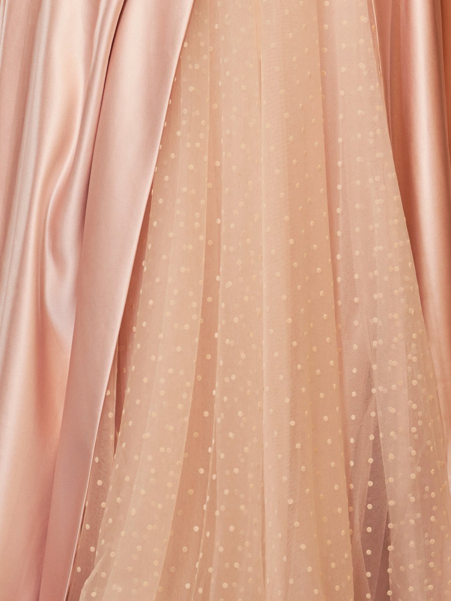 Sleeveless Satin A-line Floor-Length Evening Gown Slit with Tulle Strapless Prom Dresses