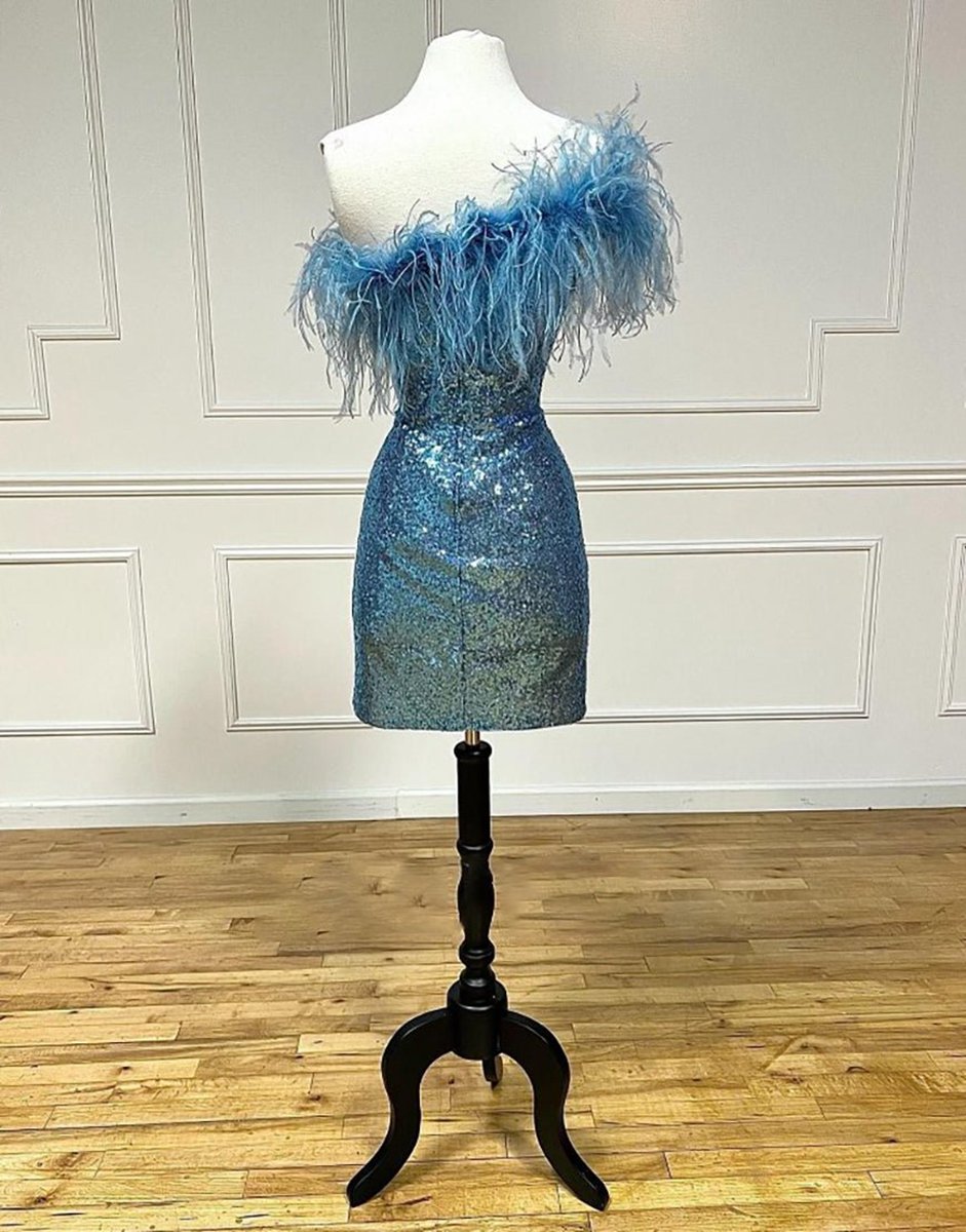 Sheath Sequin Homecoming Dresses with Feather