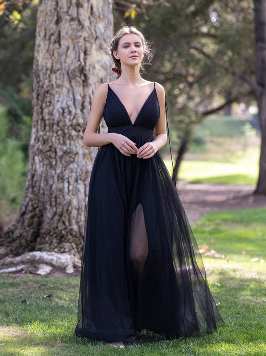 Deep V-neck Tulle Sweep Train Prom Dresses