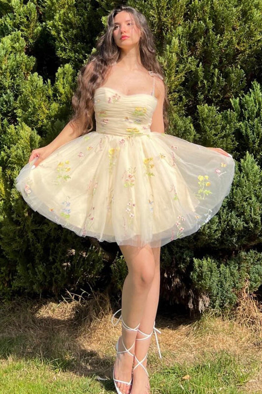 A-line Short Floral Embroidery Homecoming Dresses