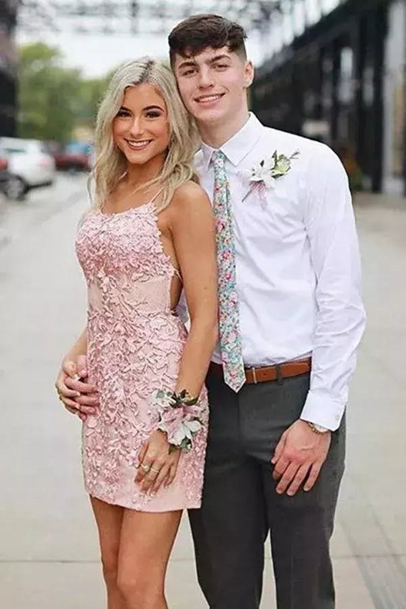 Sheath Spaghetti Straps Lace Homecoming Dresses