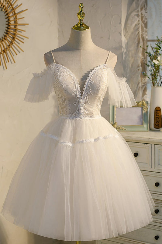 A-line V Neck Spaghetti Straps Tulle Homecoming Dresses