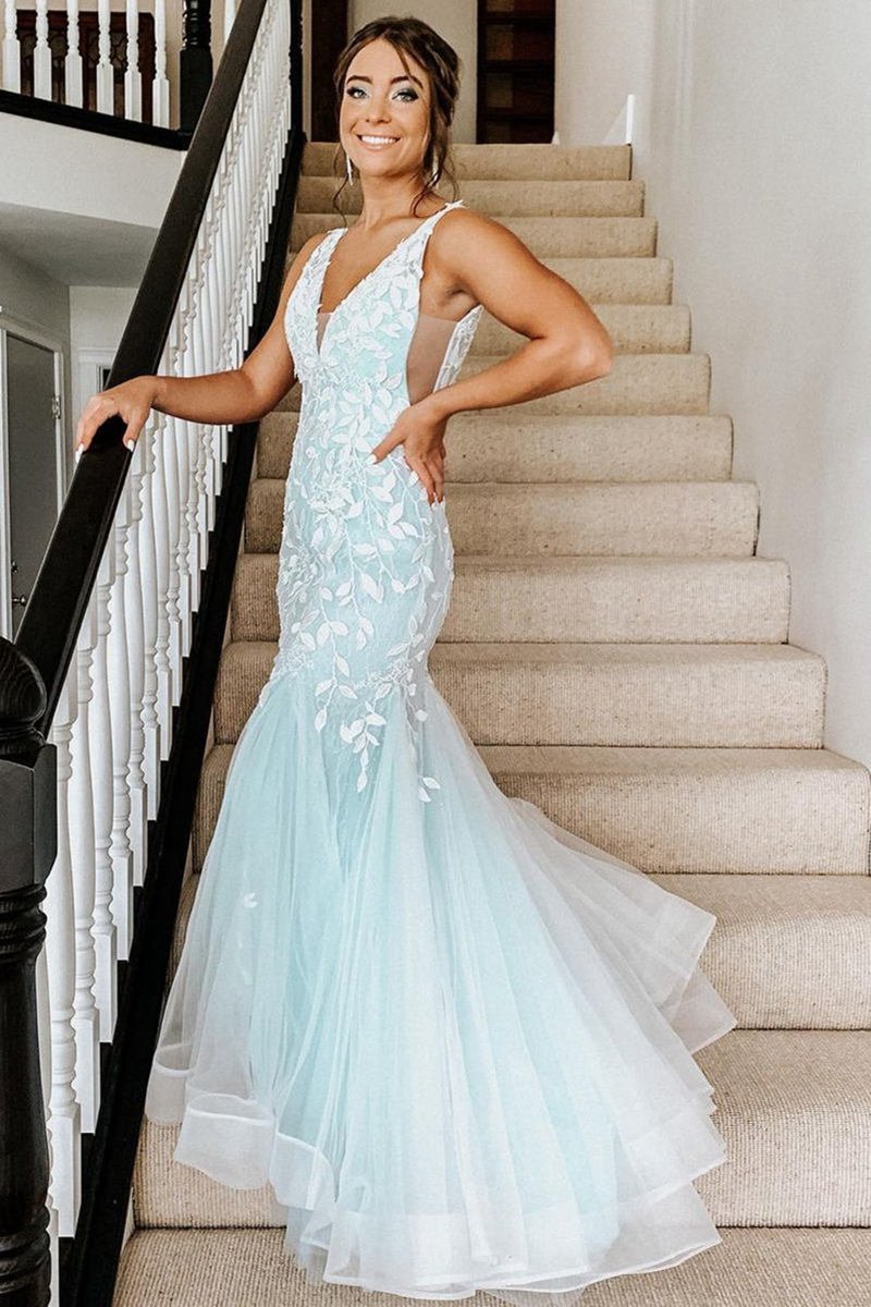 Trumpet V-Neck Mint Appliqued Porm Dresses