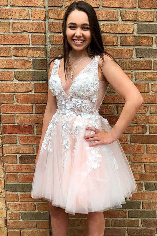 A-line V Neck Tulle Applique Homecoming Dresses