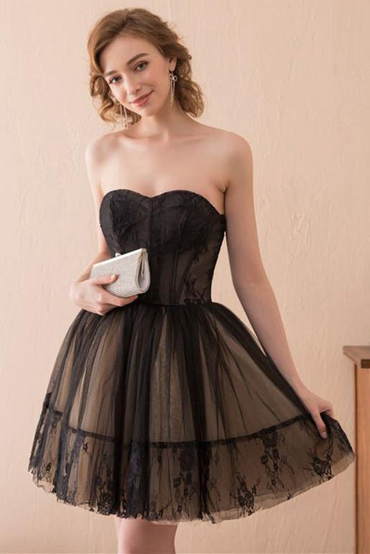 A-line Strapless Tulle Homecoming Dresses